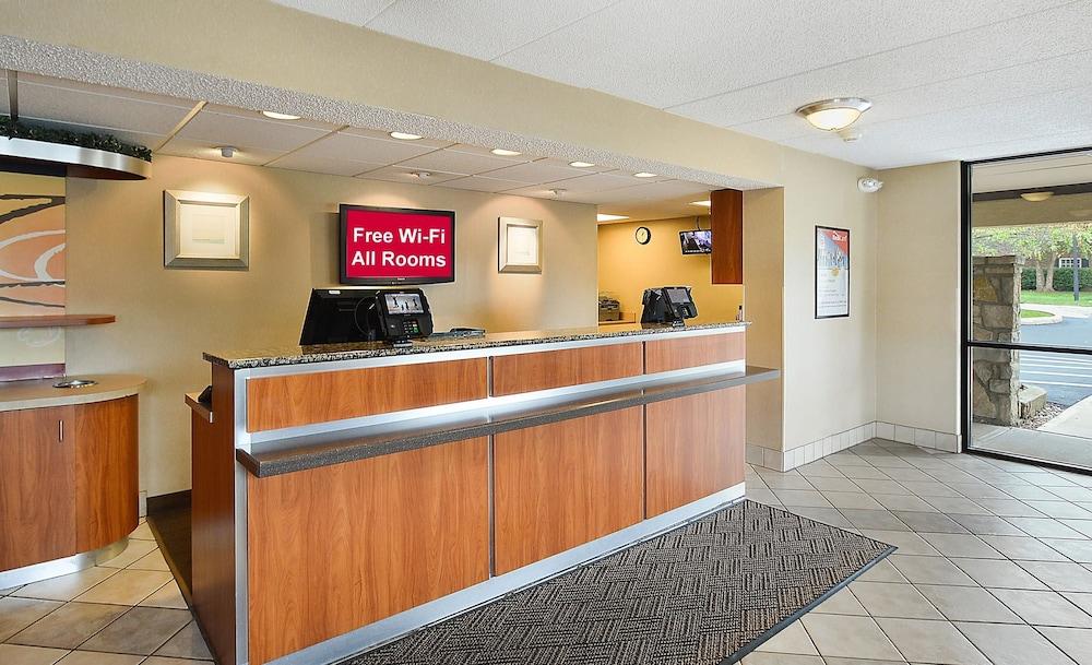 Red Roof Inn Louisville East - Hurstbourne Exterior photo